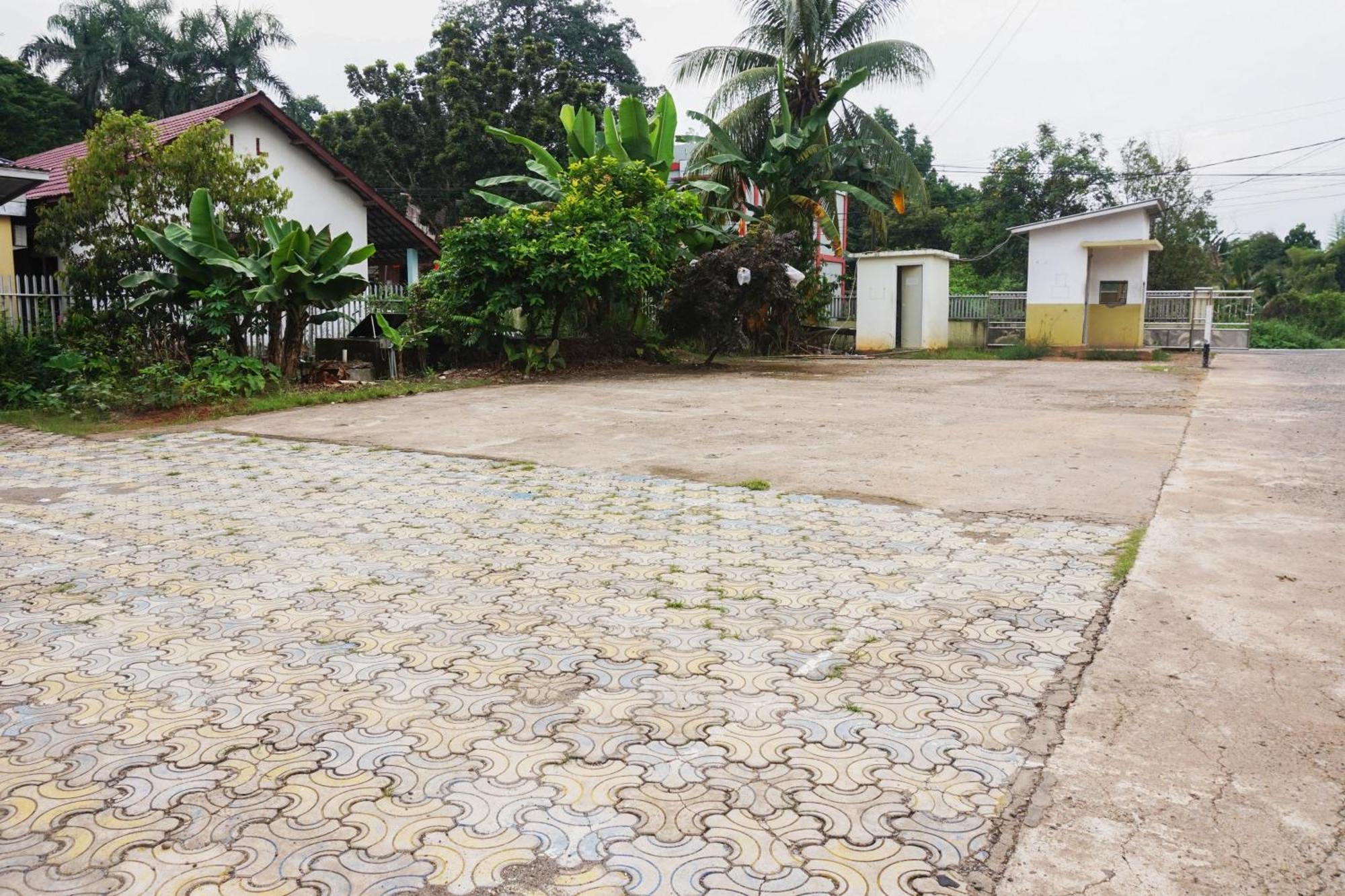Отель Reddoorz Syariah Near Rsud Dr Hm Rabain Muara Enim Экстерьер фото